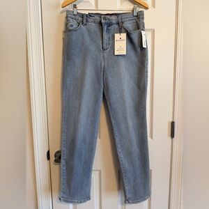 Gloria Vanderbilt Amanda Light Blue Straight Leg Jeans Size 12 Petite